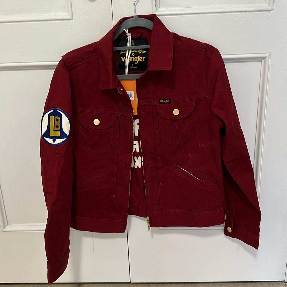 Unworn LEON X WRANGLER - 124MJZ WRANGLER DENIM JACKET

Size Small